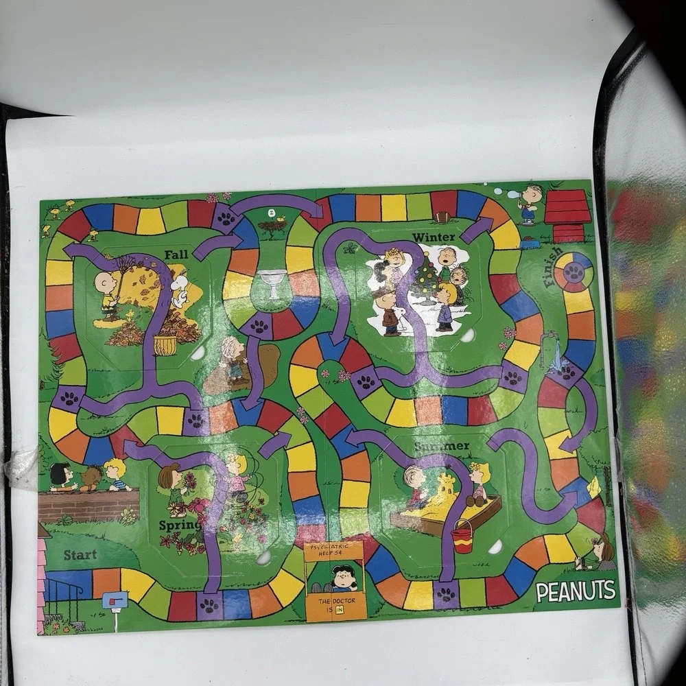 Wonder Forge Board Game Peanuts Surprise Slides‎ Snoopy Charlie Brown 2015